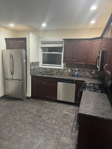 Address Not Disclosed, Carlstadt, NJ 07072
