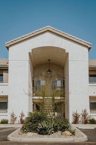 1100 Mondavi Way #B3, Bakersfield, CA 93312