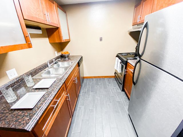 116 Capitol View Ter  #4, Madison, WI 53713