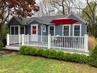 148C N  Ferry Rd, Shelter Island Heights, NY 11965