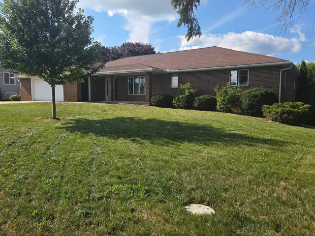 514 W  Washington St, Dodgeville, WI 53533