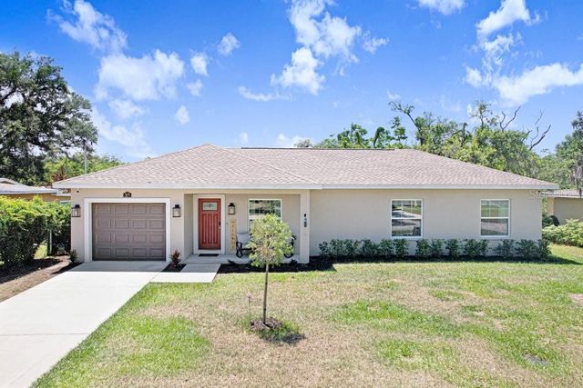 618 Oak Ridge Dr, Brandon, FL 33510