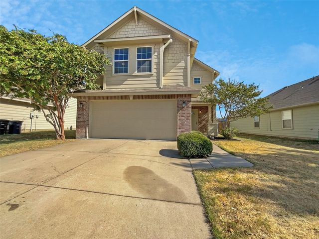 213 Wolf Mountain Ln, Fort Worth, TX 76140