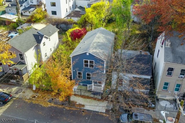 208 N 1St St, Paterson, NJ 07522