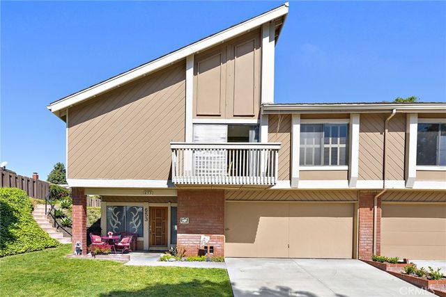 653 W  Glenwood Dr, Fullerton, CA 92832