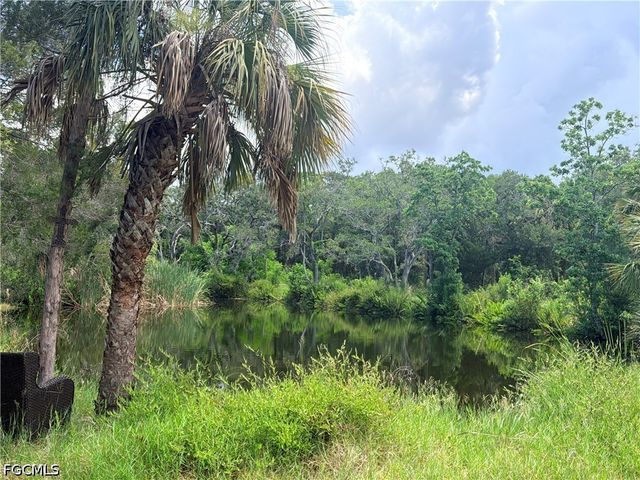 7675 Detroit Ave, Hudson, FL 34667