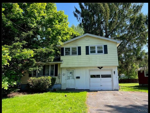 108 Rosewood Dr, Liverpool, NY 13090