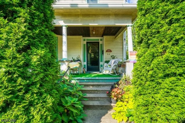 414 Mansfield St, Belvidere, NJ 07823