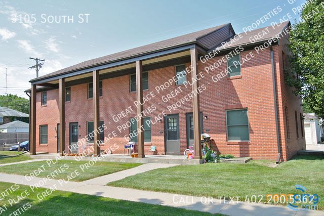 3105 South St, Lincoln, NE 68502