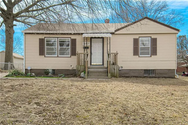 10409 E  26th St S, Independence, MO 64052