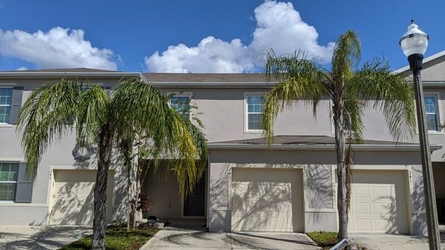 245 Arbor Lakes Dr, Davenport, FL 33896