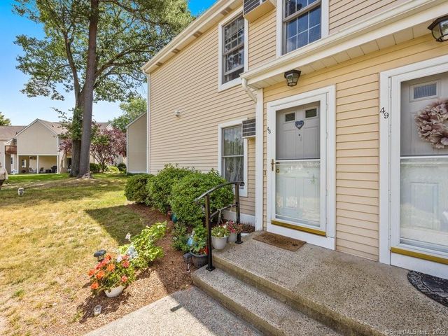 54 Rope Ferry Rd #C48, Waterford, CT 06385