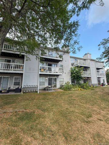 8 Lexington Hill Road #6, Harriman, NY 10926