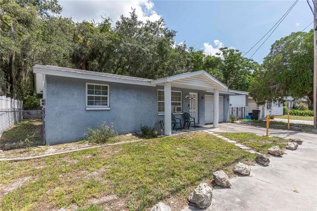 8431 Sunnydale Dr, Hudson, FL 34667