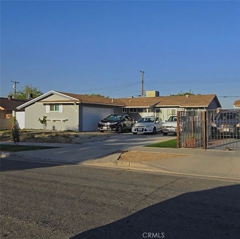 38714 2nd St E, Palmdale, CA 93550