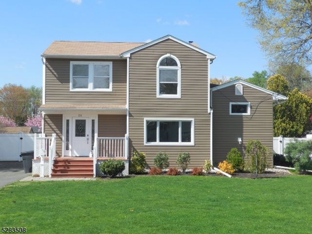 28 Cypress Ave, Lincoln Park, NJ 07035