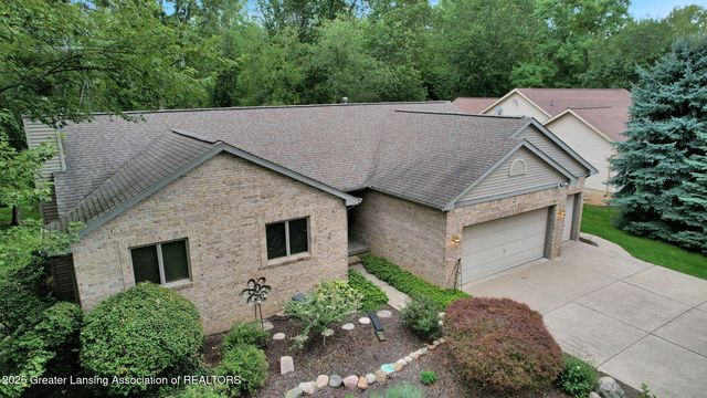 3710 W  Herbison Rd, Dewitt, MI 48820