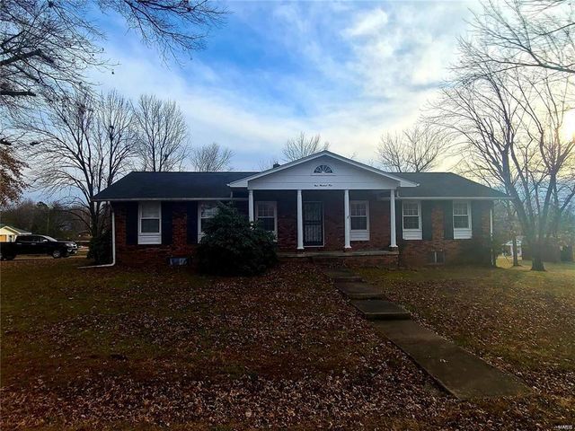 904 Plum St, Doniphan, MO 63935