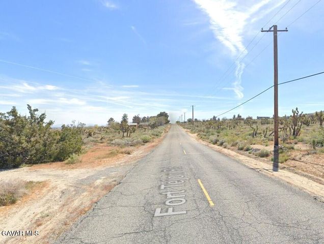 21200 Fort Tejon Rd, Llano, CA 93544