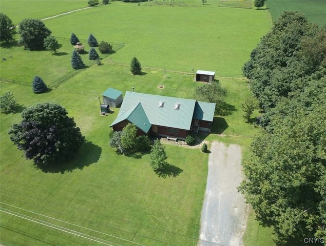 8731 Blossvale Rd, Taberg, NY 13471