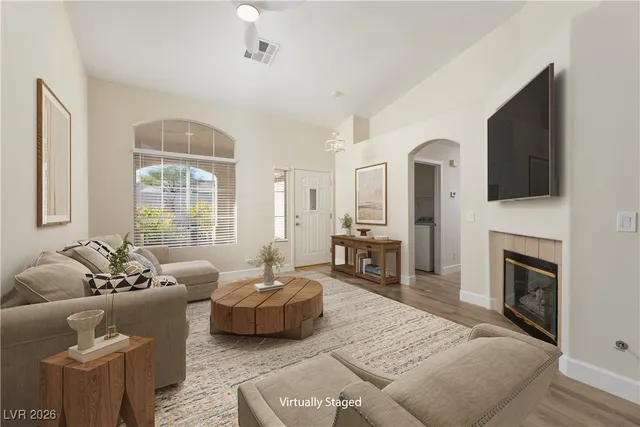 9848 Piper Glen Pl, Las Vegas, NV 89134