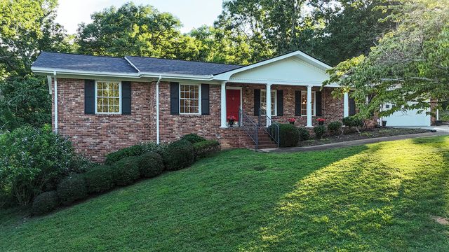 5805 N  Park Rd, Hixson, TN 37343