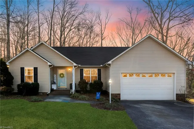 179 Spring Oak Dr, Salisbury, NC 28147