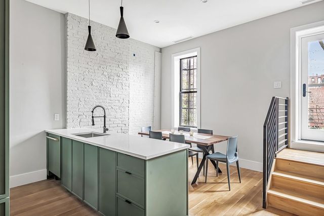 394 Henry St, Brooklyn, NY 11201