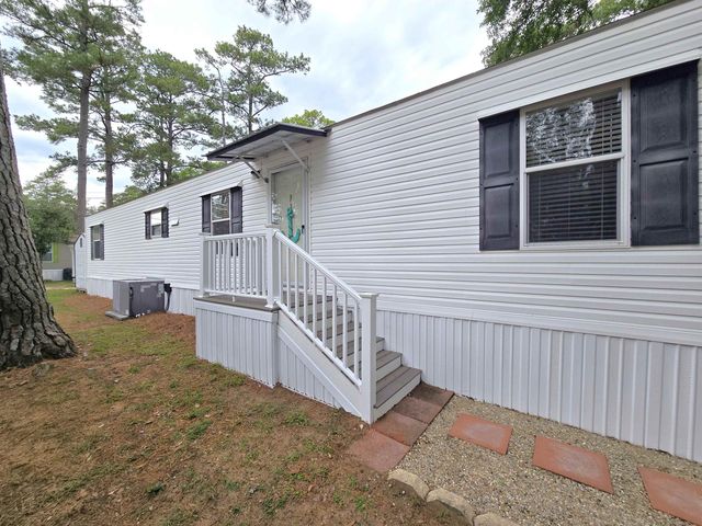 418 Delton Dr., Murrells Inlet, SC 29576
