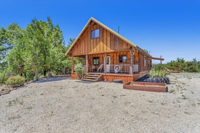 29958 Frisby Rd, Round Mountain, CA 96084