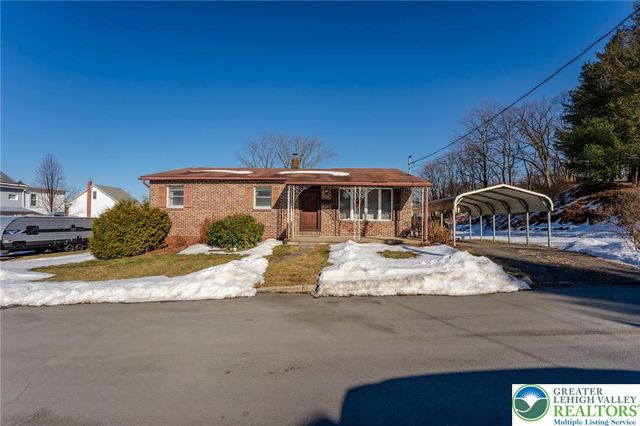 321 S  Chestnut St, Summit Hill, PA 18250