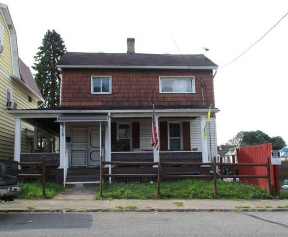 918 Bedford St, Johnstown, PA 15902