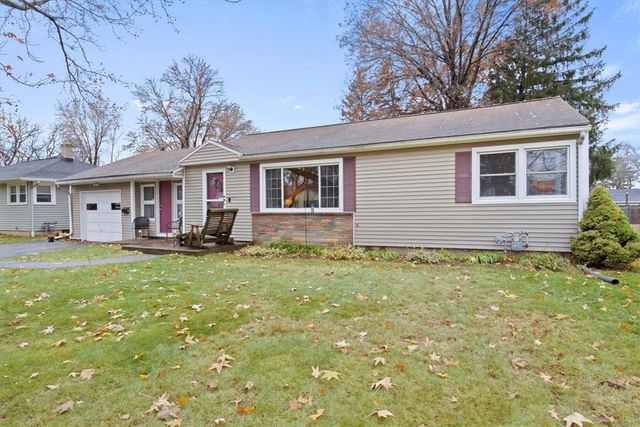 291 Armstrong Rd, Rochester, NY 14612