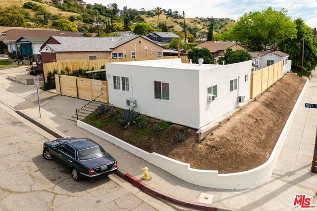 2900 Asbury St, Los Angeles, CA 90065