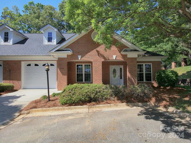 309 Knops Nob Rd #13, Mooresville, NC 28115