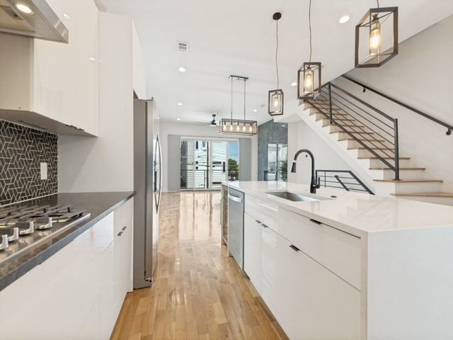 4119 Munger Ave, Dallas, TX 75204