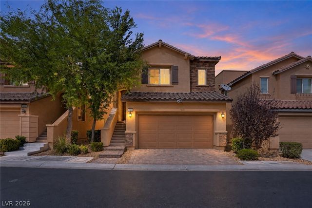 8924 Fox Season Ave, Las Vegas, NV 89178