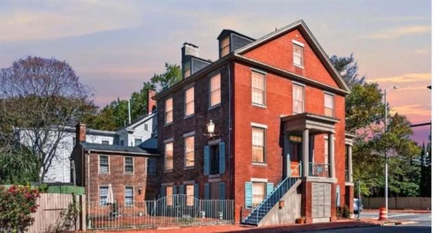 422 Crawford St, Portsmouth, VA 23704