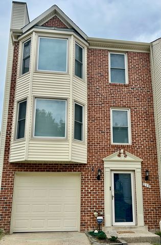 110 Sunny Hill Ct, Stafford, VA 22554
