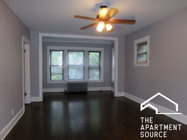 3604 W  Sunnyside Ave #2, Chicago, IL 60625