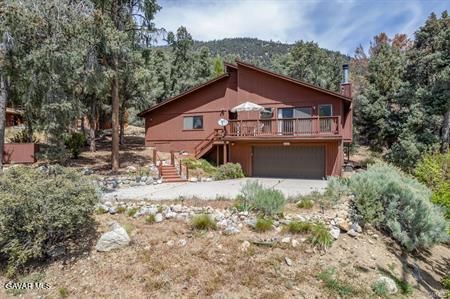 16413 Grizzly Dr, Pine Mountain Club, CA 93222