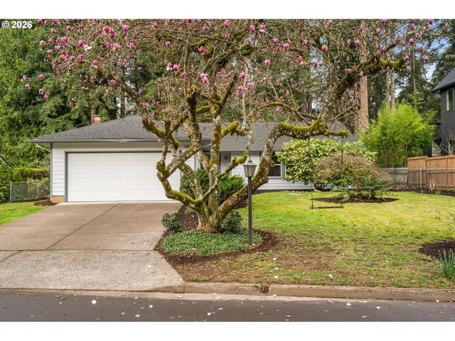 19135 SW Red Wing Ct, Lake Oswego, OR 97035