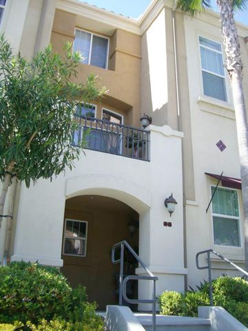 Dirección no revelada, San Diego, CA 92106