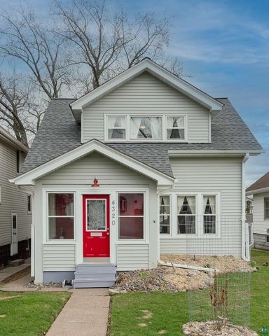4320 W  6th St, Duluth, MN 55807