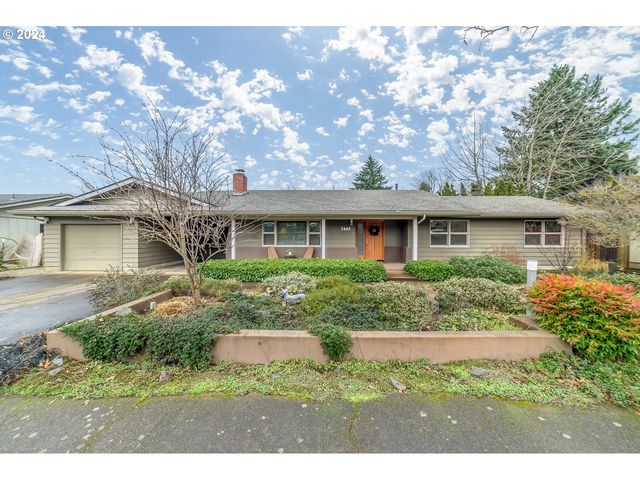 2845 Ione Ave, Eugene, OR 97401