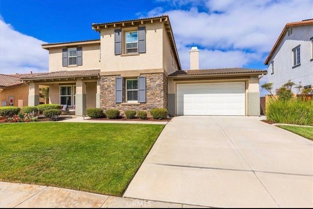 31705 Middlebrook Ln, Menifee, CA 92584