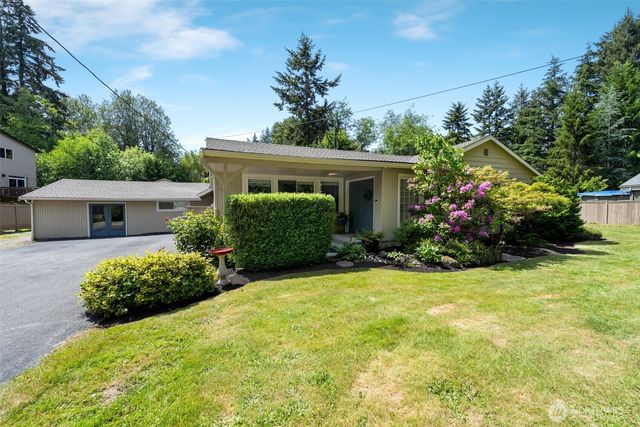 1918 S Lake Stickney Dr, Lynnwood, WA 98037