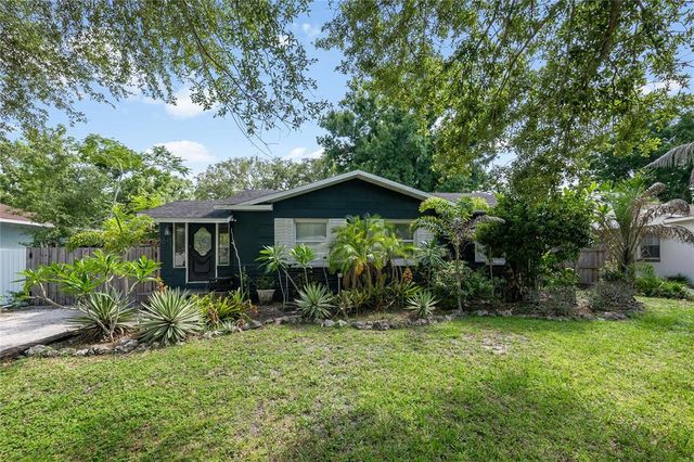 1010 W  Berry Ave, Tampa, FL 33603