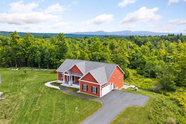 431 Grady Ln #31, Pembroke, NH 03275