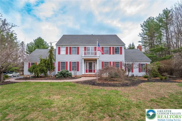 160 Hartpence Rd, Milford, NJ 08848